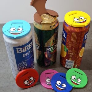Praktické víčko na plechovky 0,5l a 0,3l